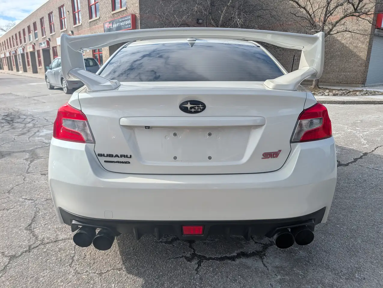 Subaru WRX снимка Subaru WRX