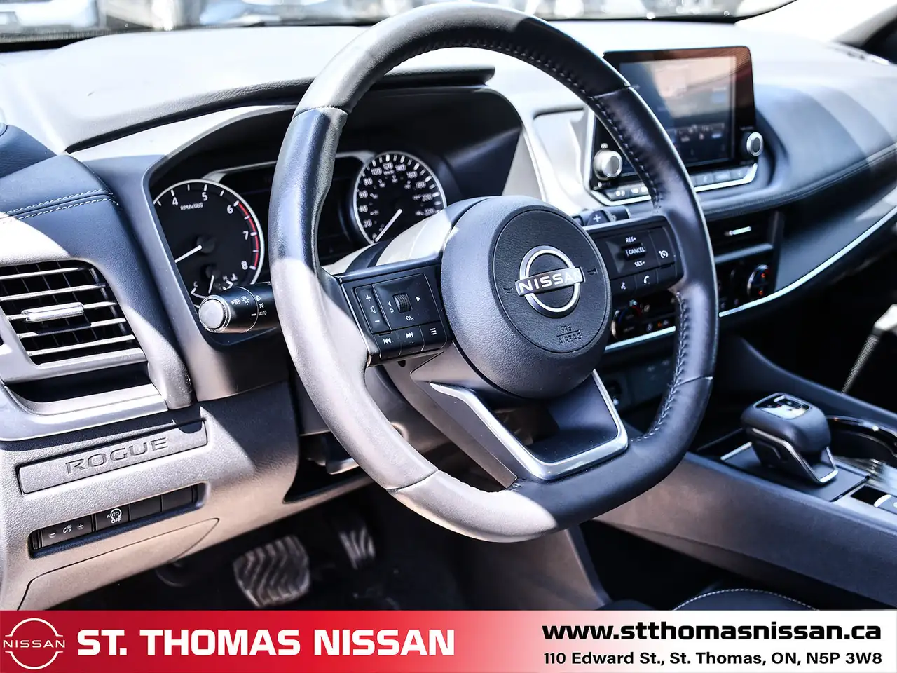 Nissan Rogue fotografie Nissan Rogue