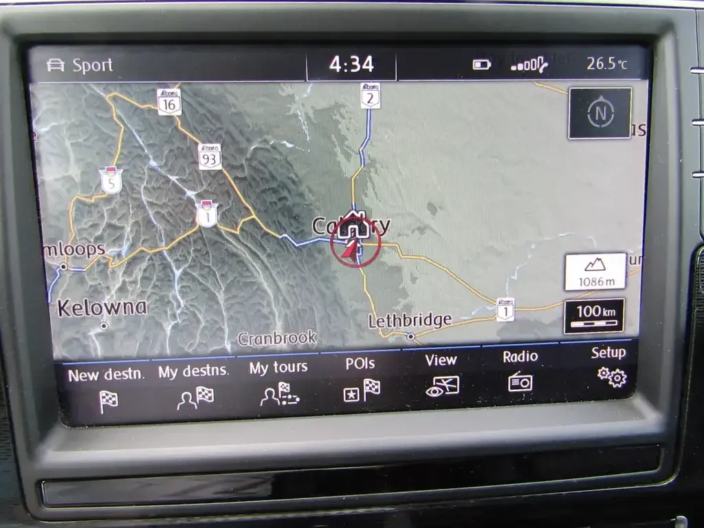 Volkswagen Golf GTI снимка Volkswagen Golf GTI