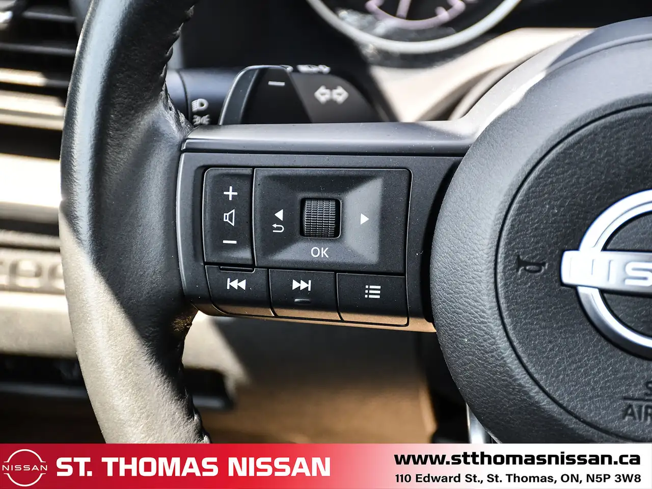 Nissan Rogue fotografie Nissan Rogue