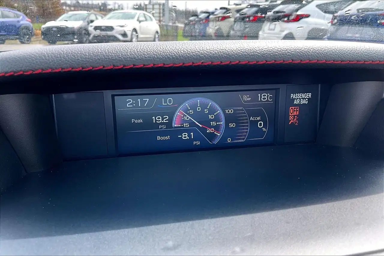 Subaru WRX снимка Subaru WRX