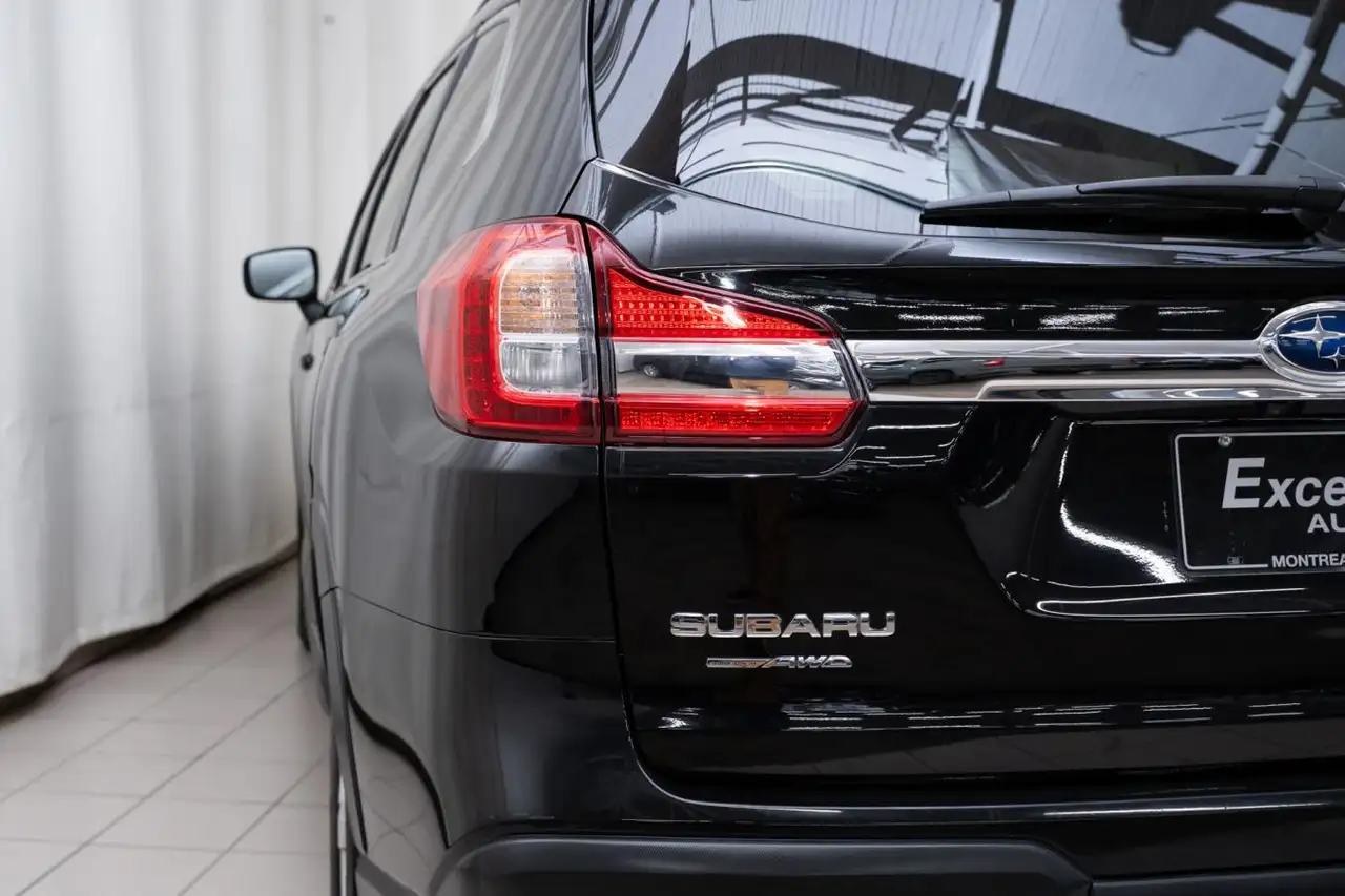 Subaru Ascent снимка Subaru Ascent
