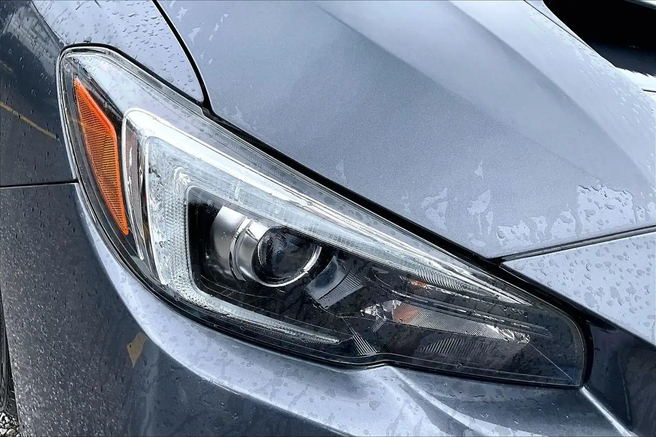 Subaru WRX снимка Subaru WRX