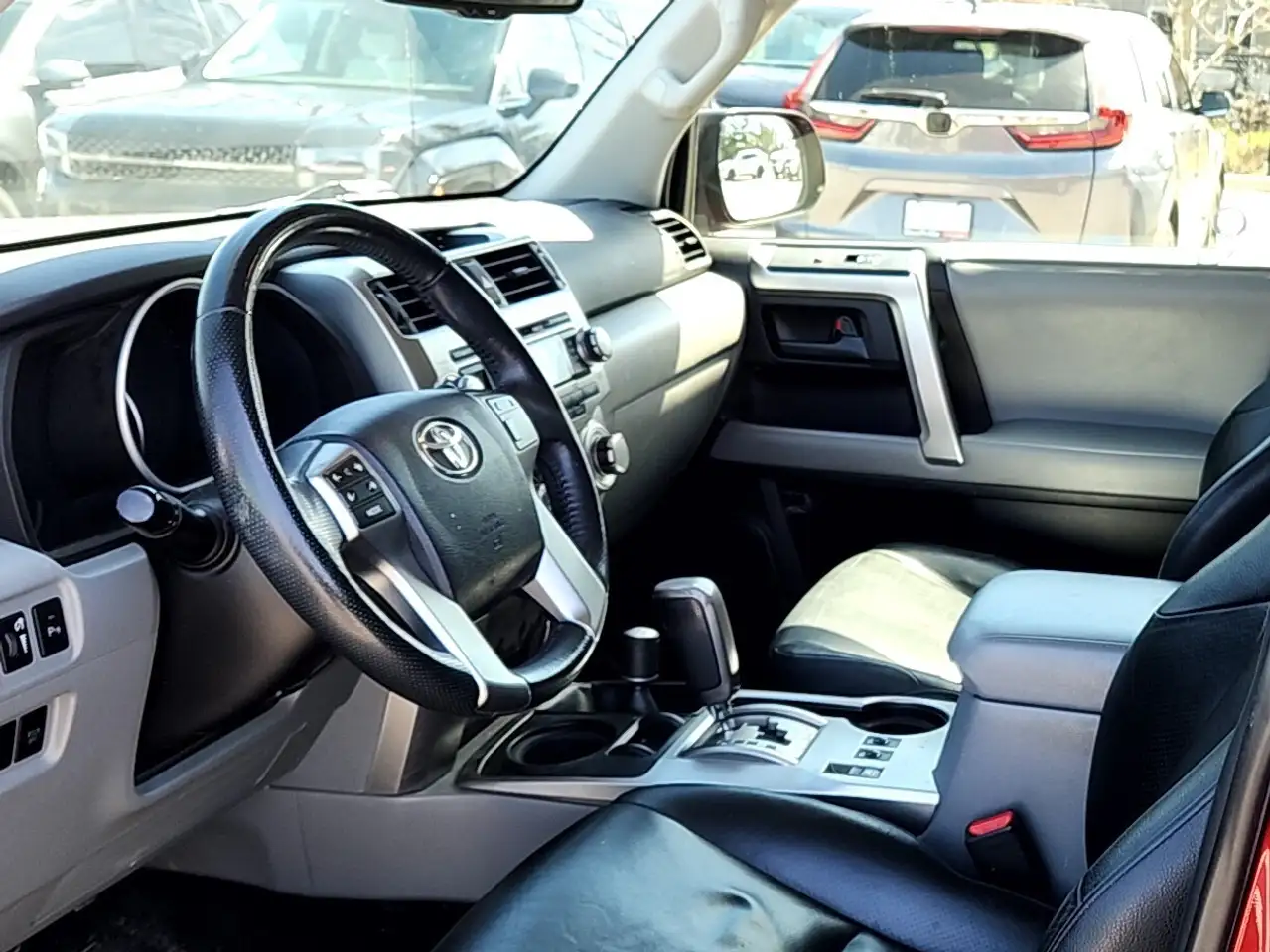 Toyota 4-Runner снимка Toyota 4-Runner