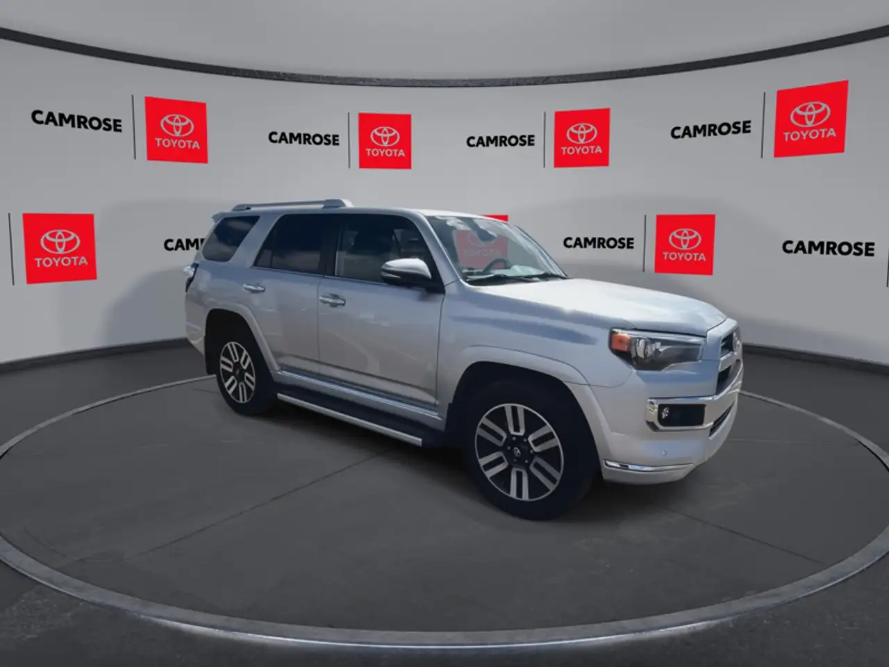 Toyota 4-Runner снимка Toyota 4-Runner
