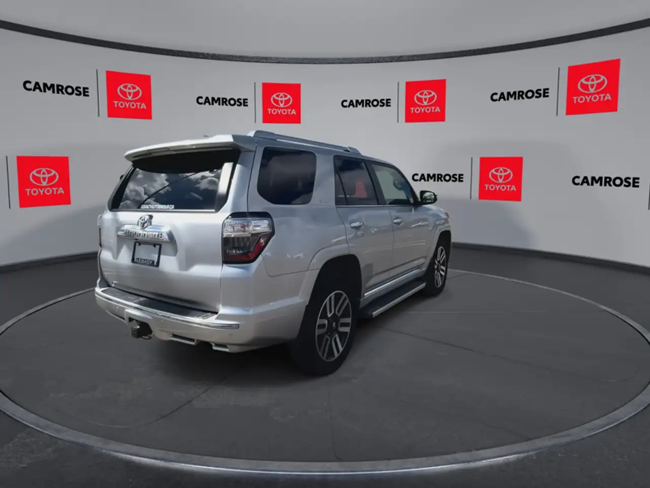 Toyota 4-Runner снимка Toyota 4-Runner