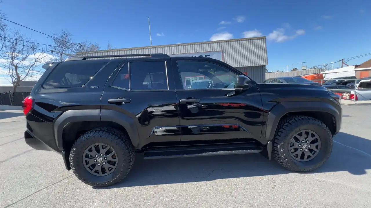 Toyota 4-Runner снимка Toyota 4-Runner