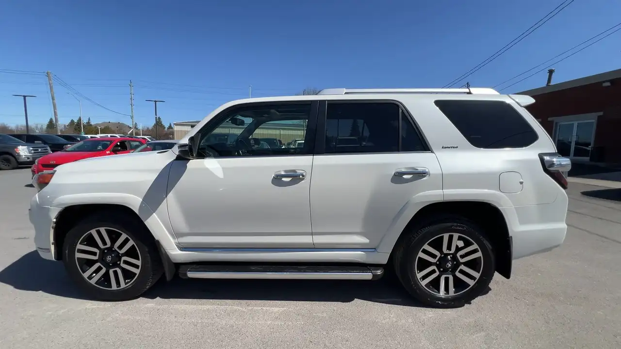 Toyota 4-Runner снимка Toyota 4-Runner