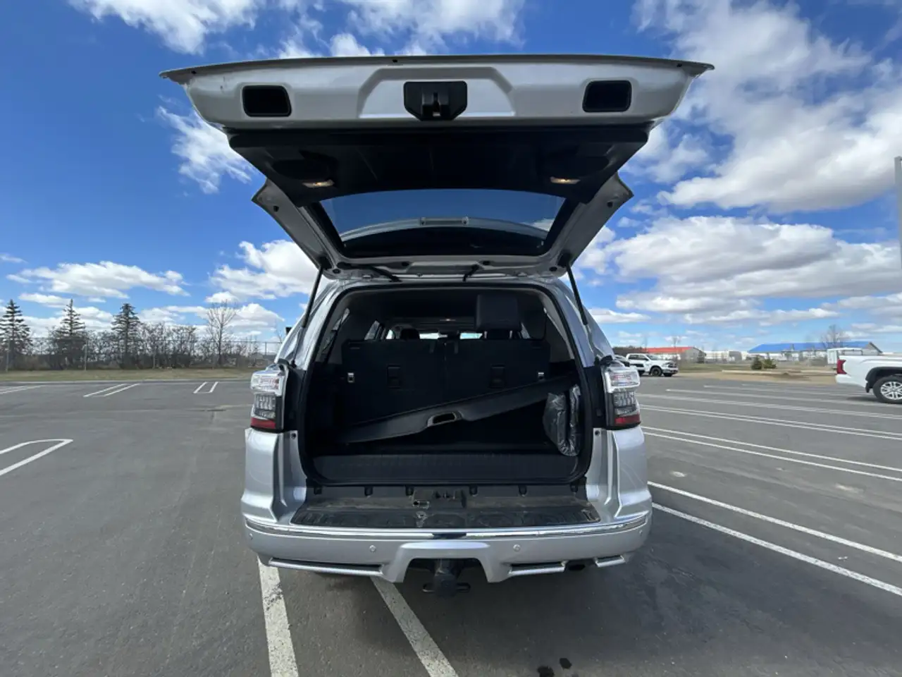 Toyota 4-Runner снимка Toyota 4-Runner