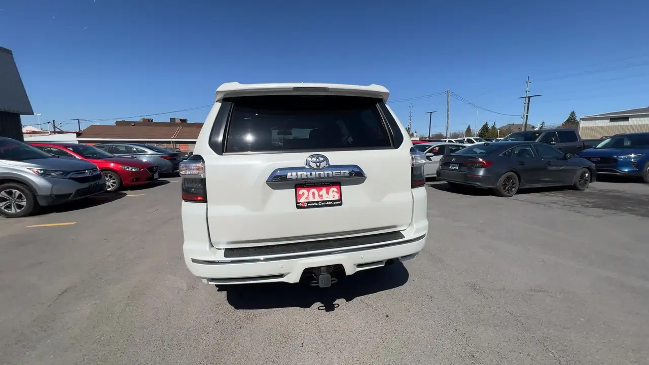 Toyota 4-Runner снимка Toyota 4-Runner
