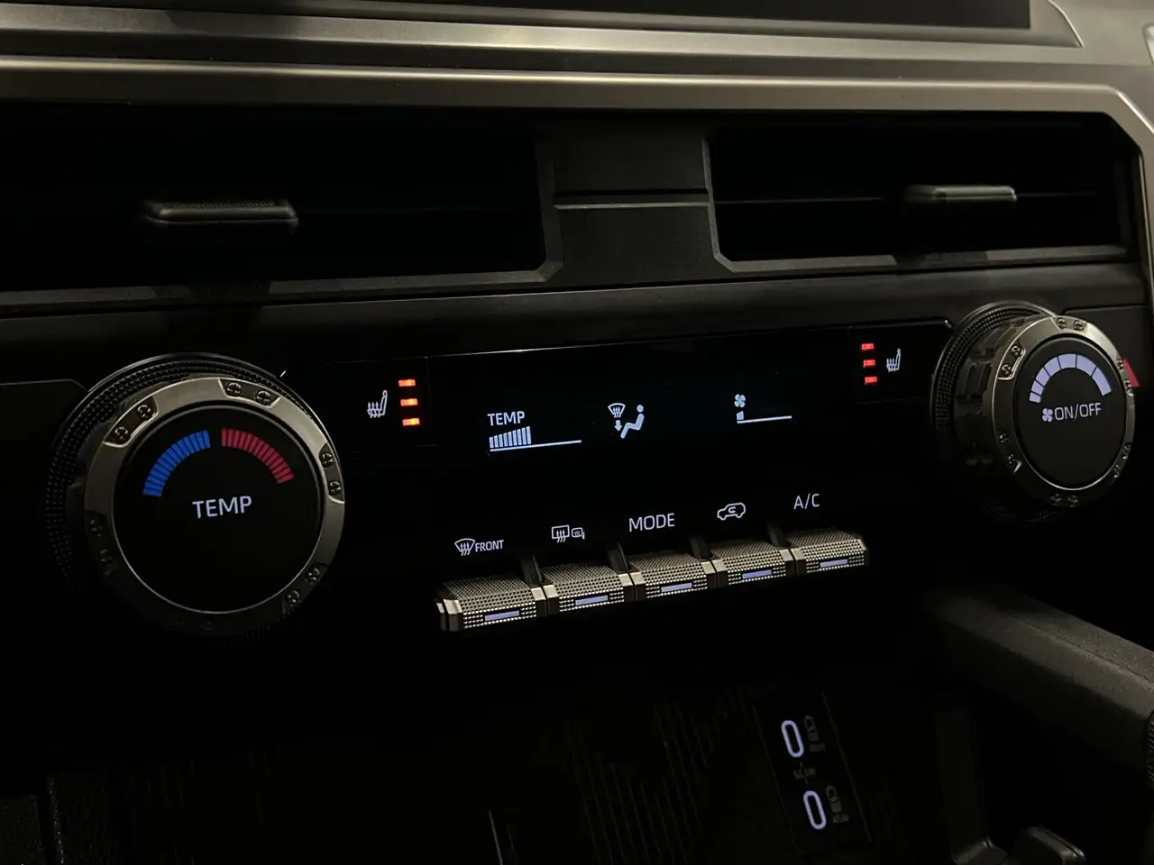 Toyota 4-Runner снимка Toyota 4-Runner