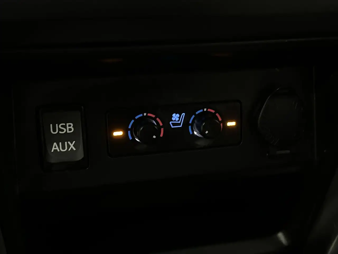 Toyota 4-Runner снимка Toyota 4-Runner