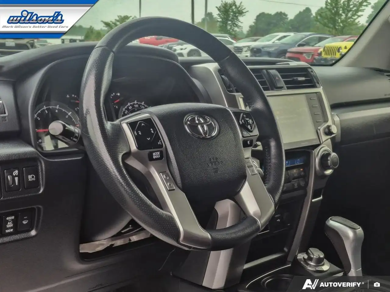 Toyota 4-Runner снимка Toyota 4-Runner