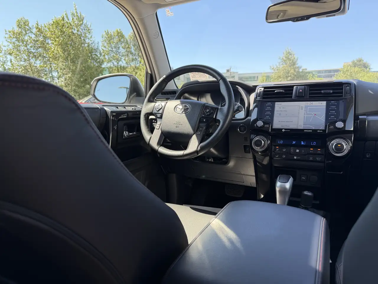 Toyota 4-Runner снимка Toyota 4-Runner