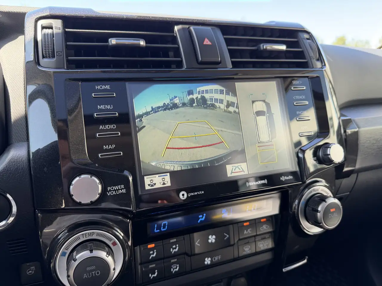 Toyota 4-Runner снимка Toyota 4-Runner