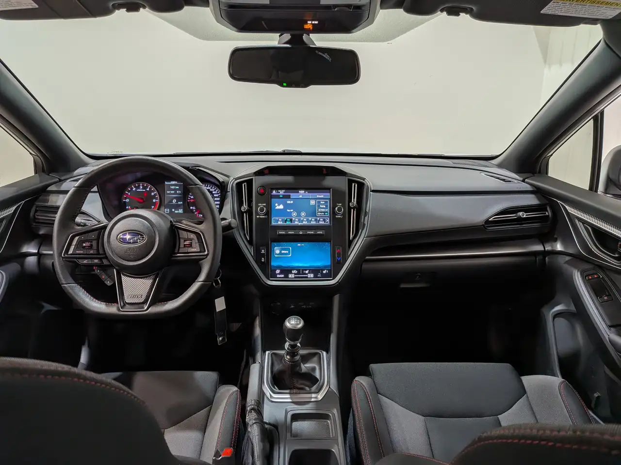 Subaru WRX снимка Subaru WRX