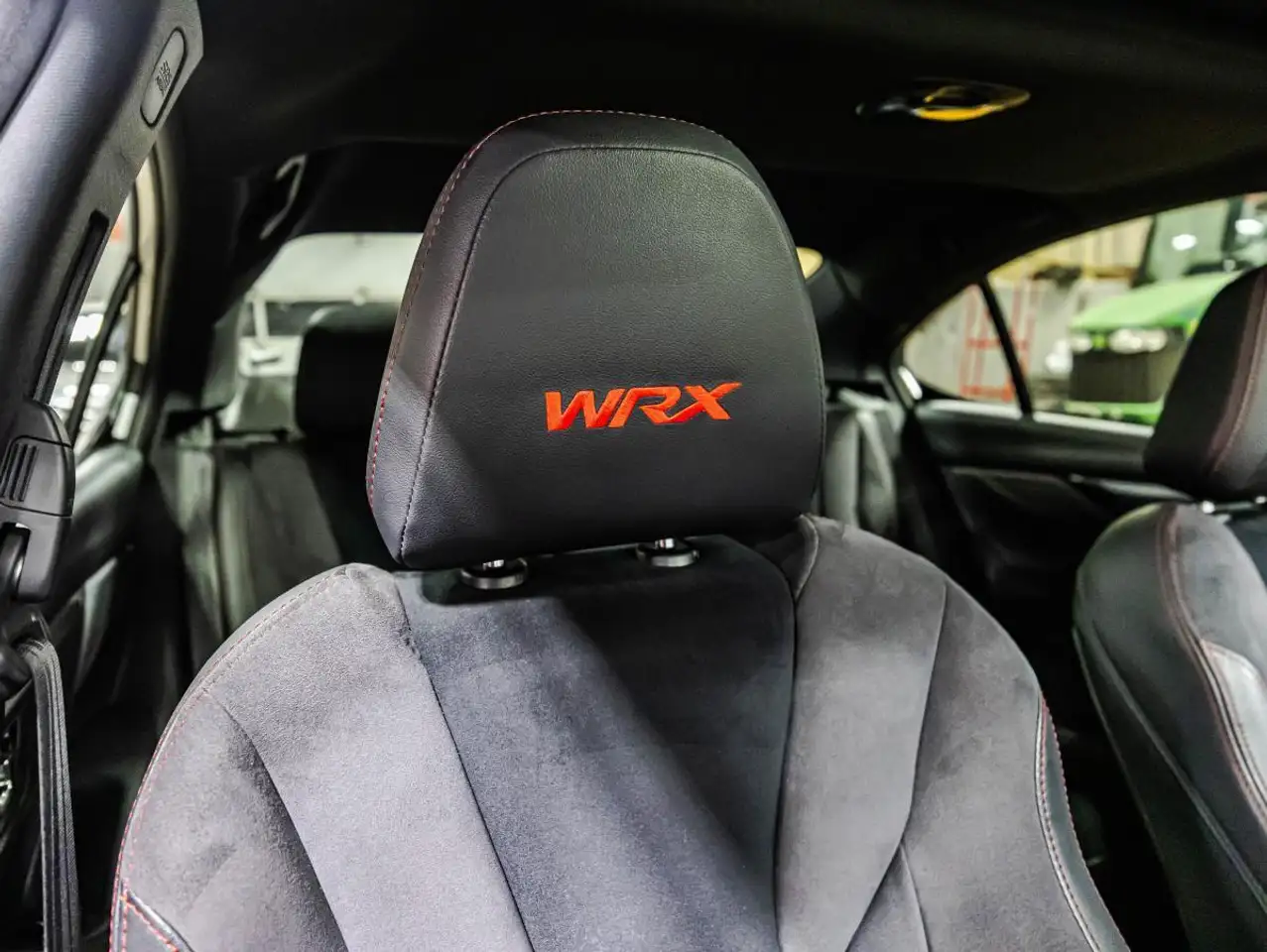 Subaru WRX снимка Subaru WRX