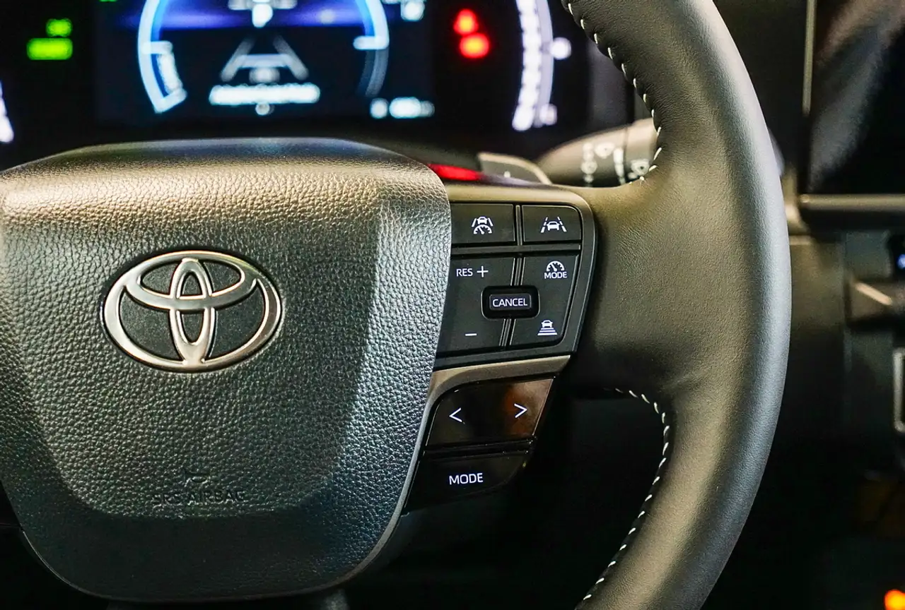 Toyota Camry снимка Toyota Camry