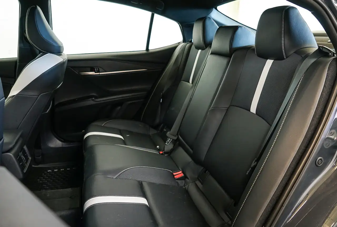 Toyota Camry снимка Toyota Camry