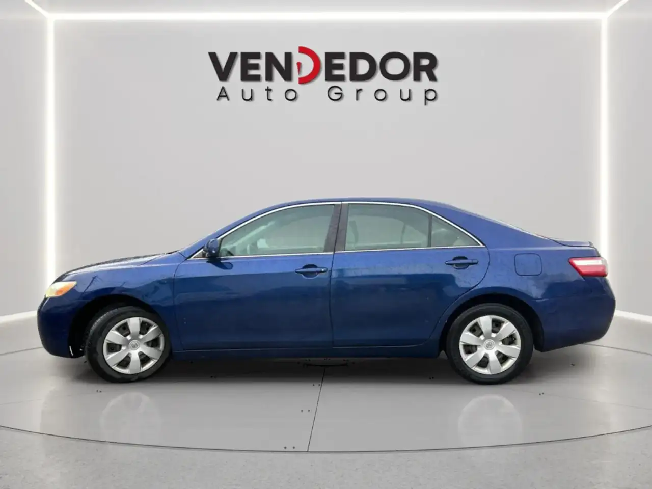 Toyota Camry снимка Toyota Camry