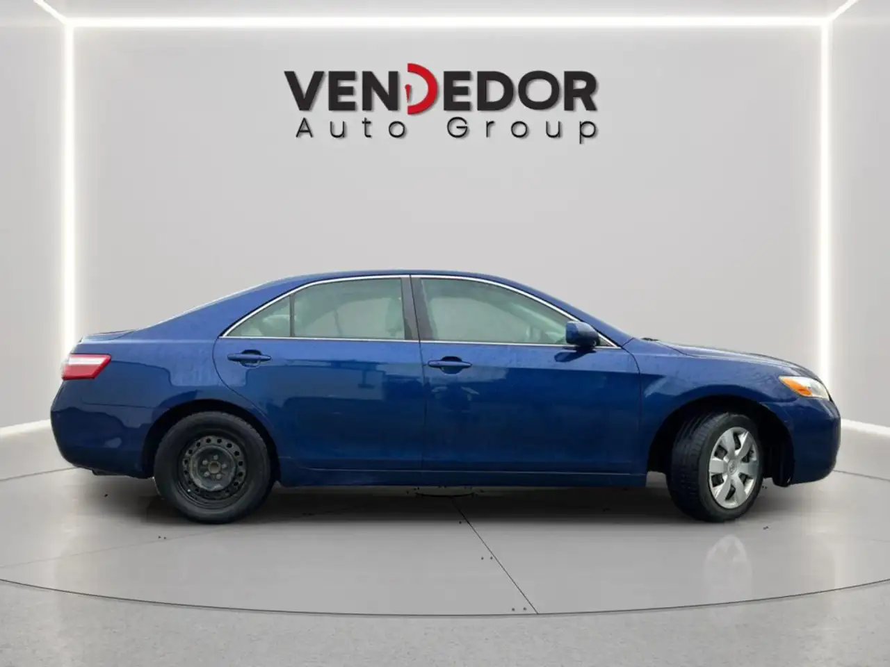 Toyota Camry снимка Toyota Camry