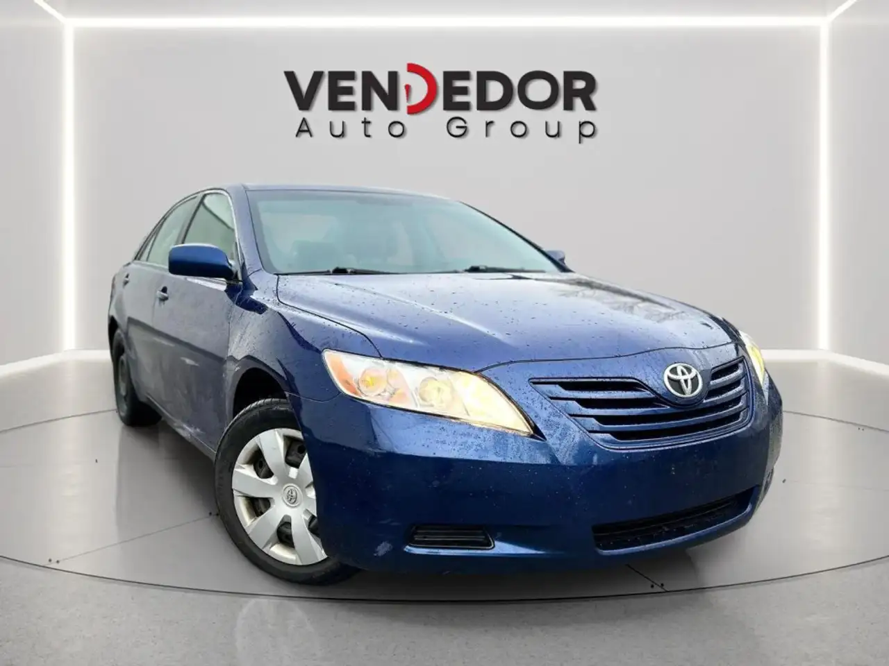 Toyota Camry снимка Toyota Camry