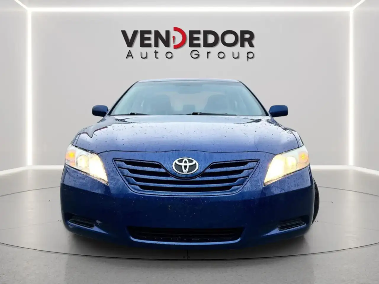 Toyota Camry снимка Toyota Camry