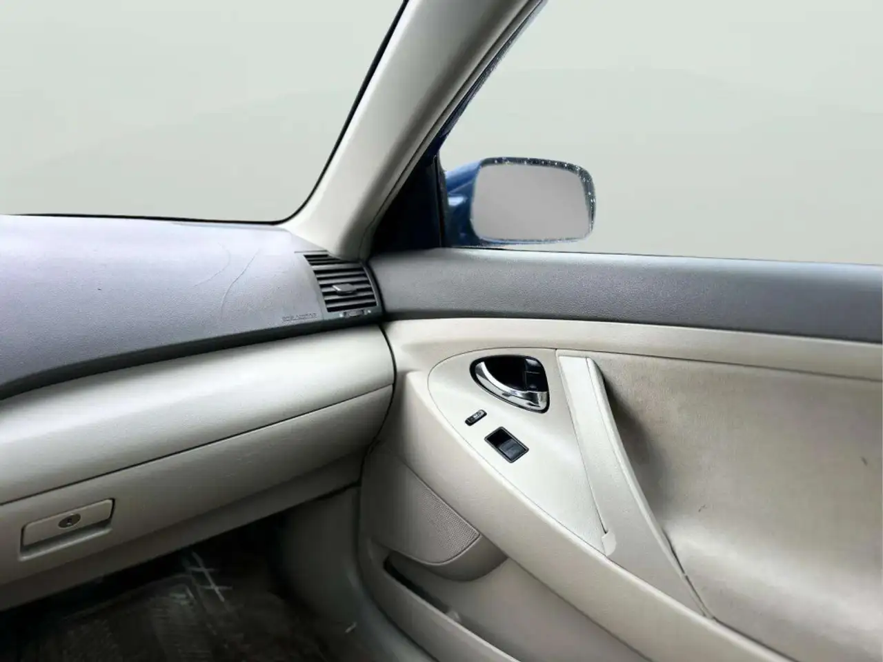 Toyota Camry снимка Toyota Camry