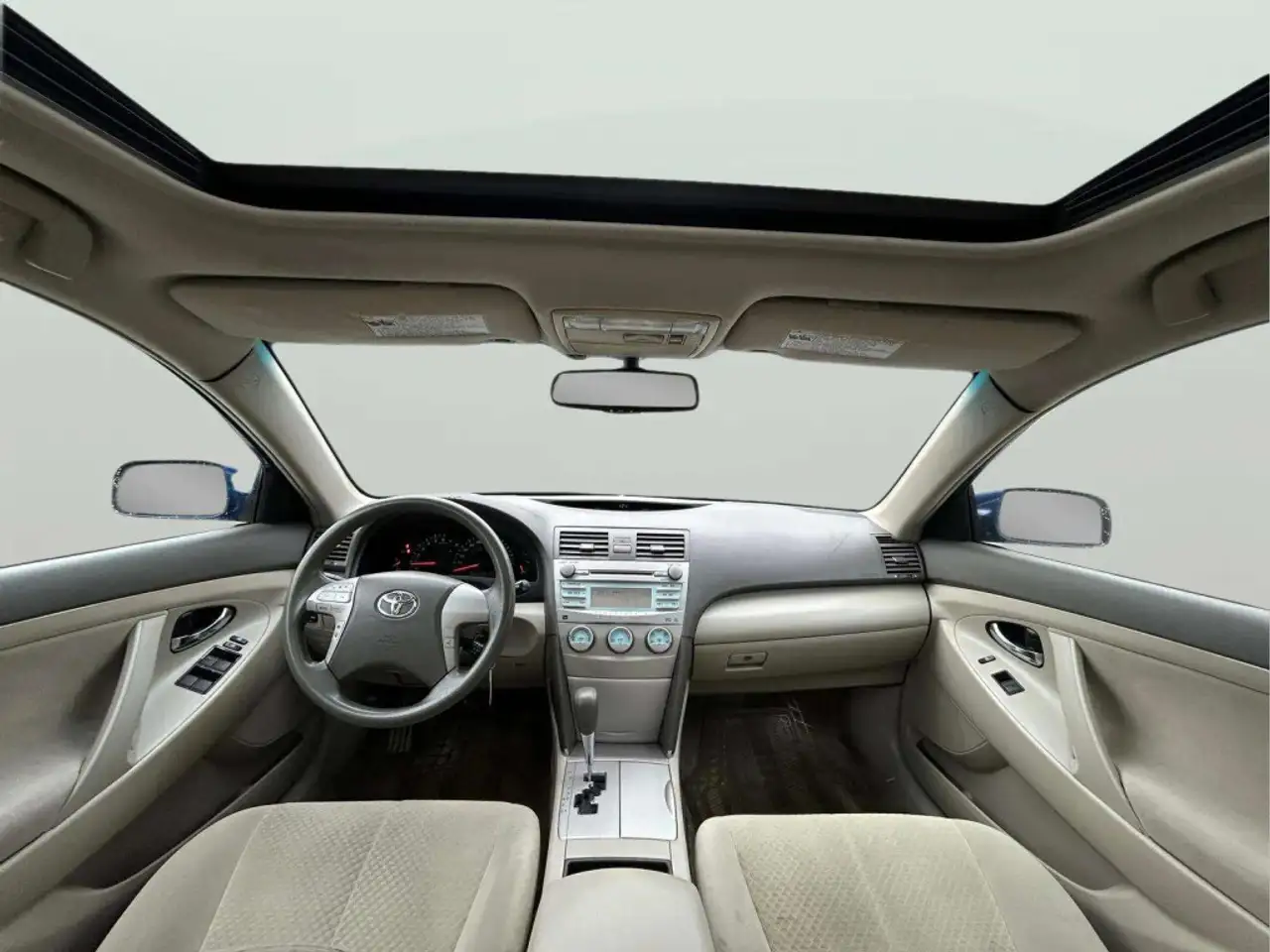Toyota Camry снимка Toyota Camry