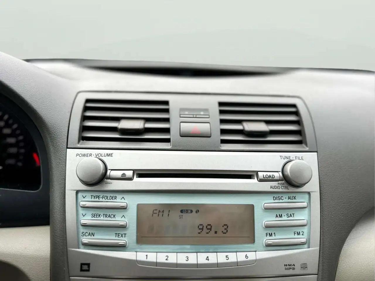 Toyota Camry снимка Toyota Camry