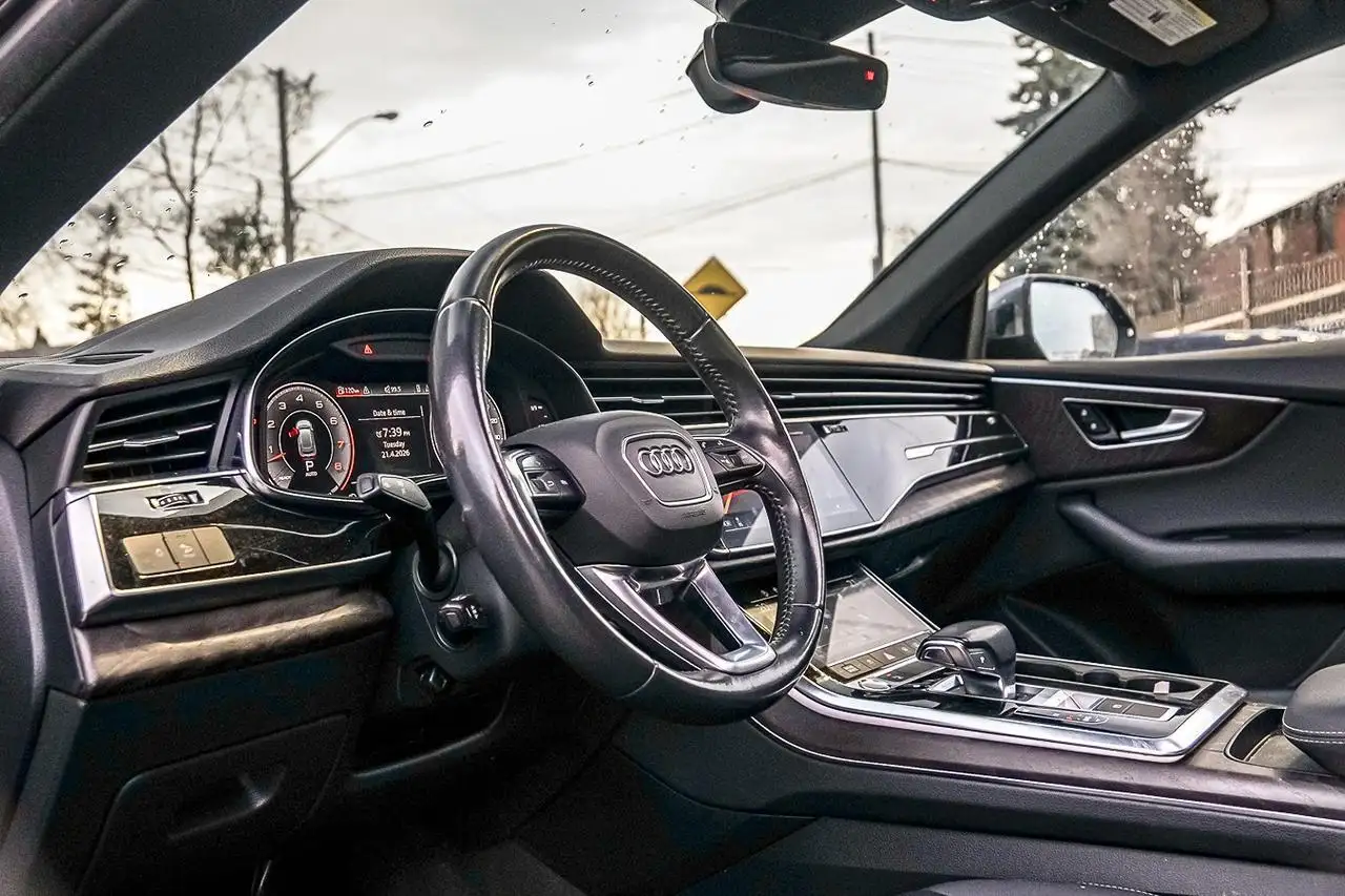 Audi Q8 fotografie Audi Q8