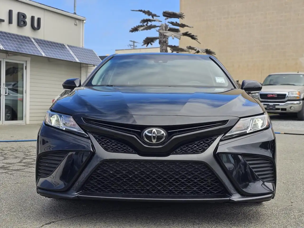 Toyota Camry снимка Toyota Camry