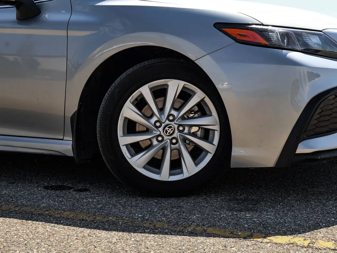 Toyota Camry снимка Toyota Camry