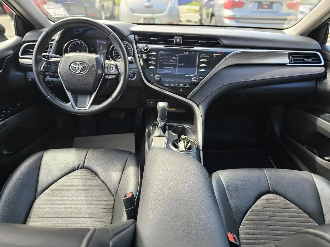 Toyota Camry снимка Toyota Camry