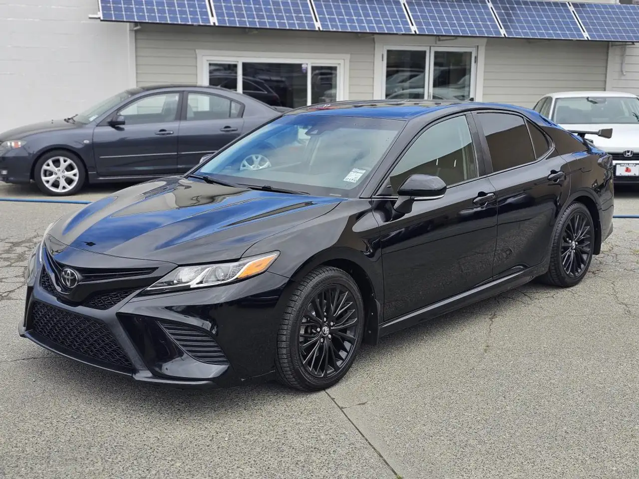 Toyota Camry снимка Toyota Camry