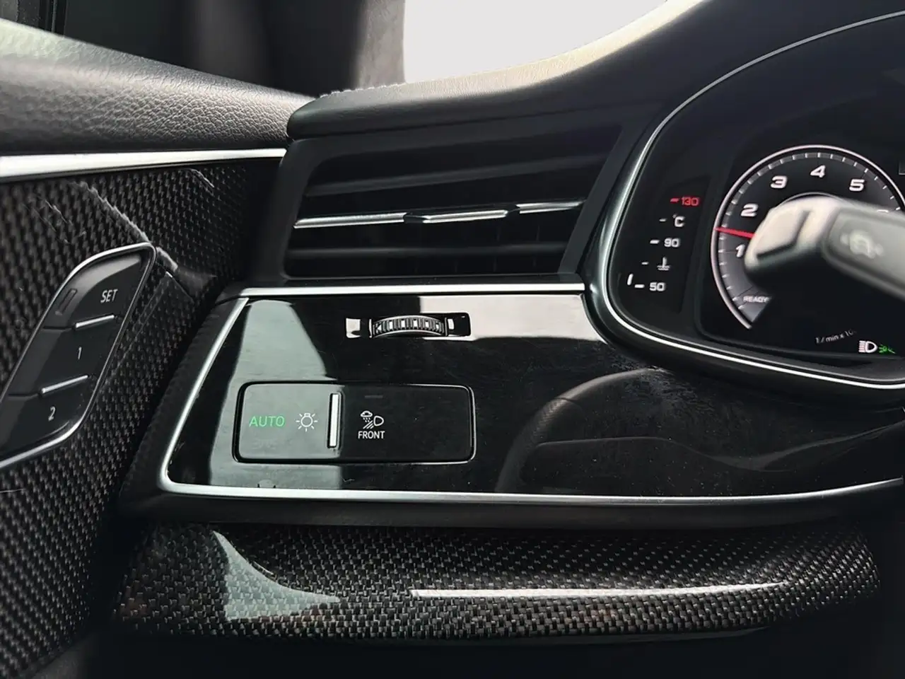 Audi SQ8 fotografie Audi SQ8