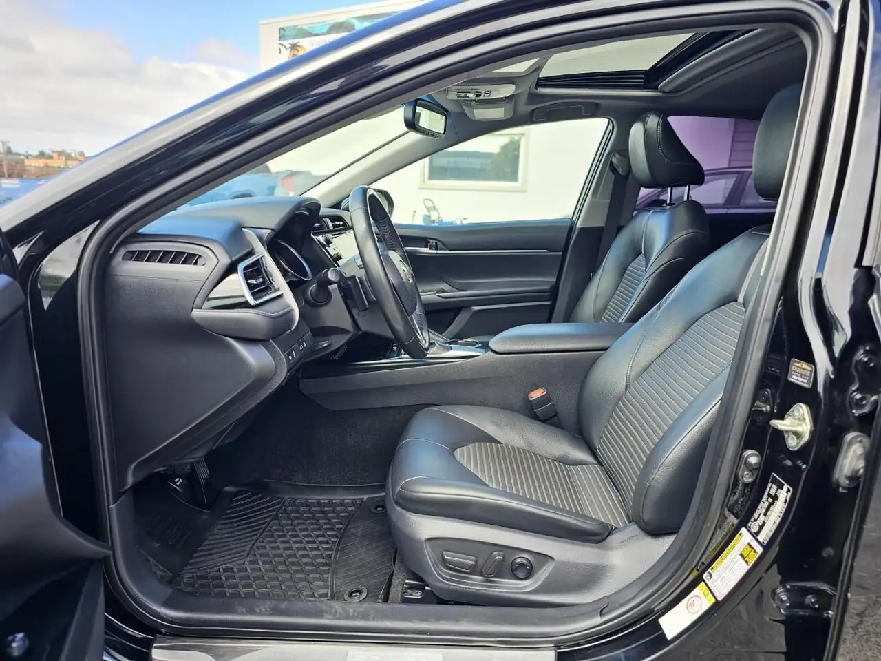 Toyota Camry снимка Toyota Camry