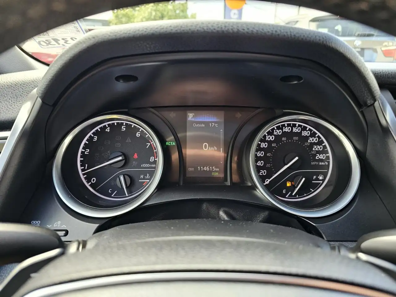 Toyota Camry снимка Toyota Camry