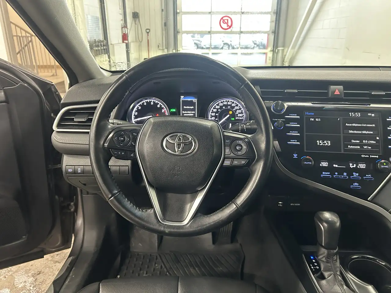 Toyota Camry снимка Toyota Camry