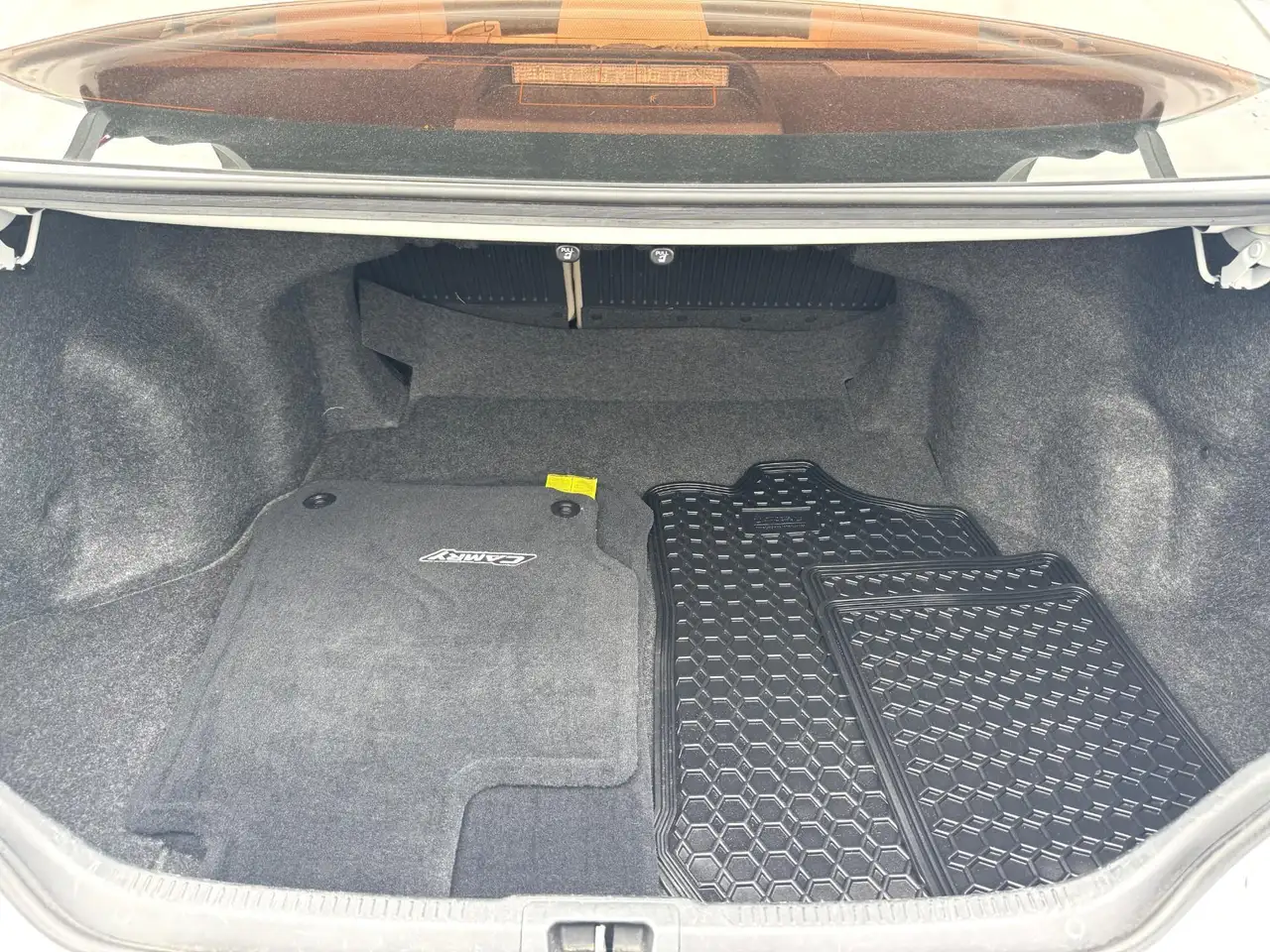 Toyota Camry photo Toyota Camry