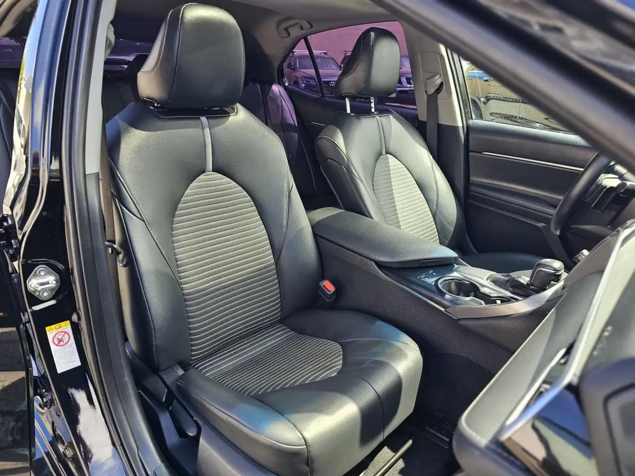 Toyota Camry снимка Toyota Camry