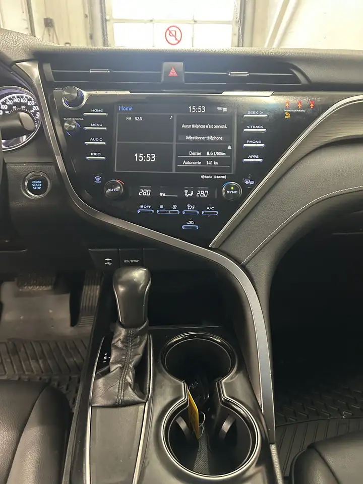Toyota Camry снимка Toyota Camry