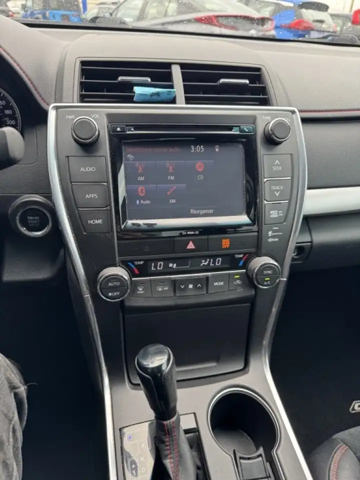 Toyota Camry снимка Toyota Camry