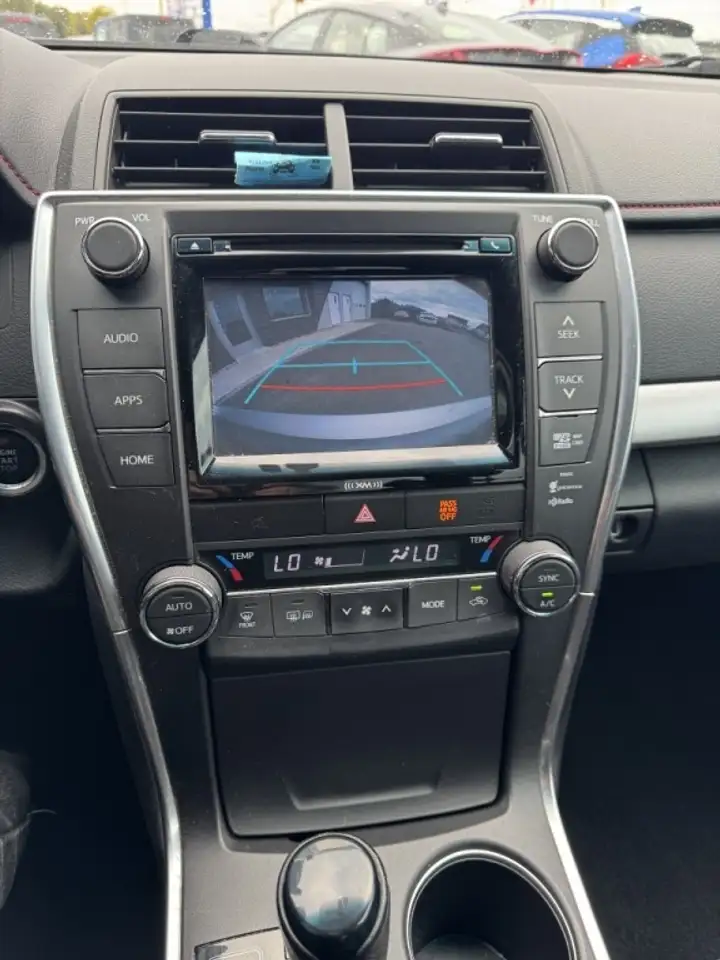 Toyota Camry снимка Toyota Camry