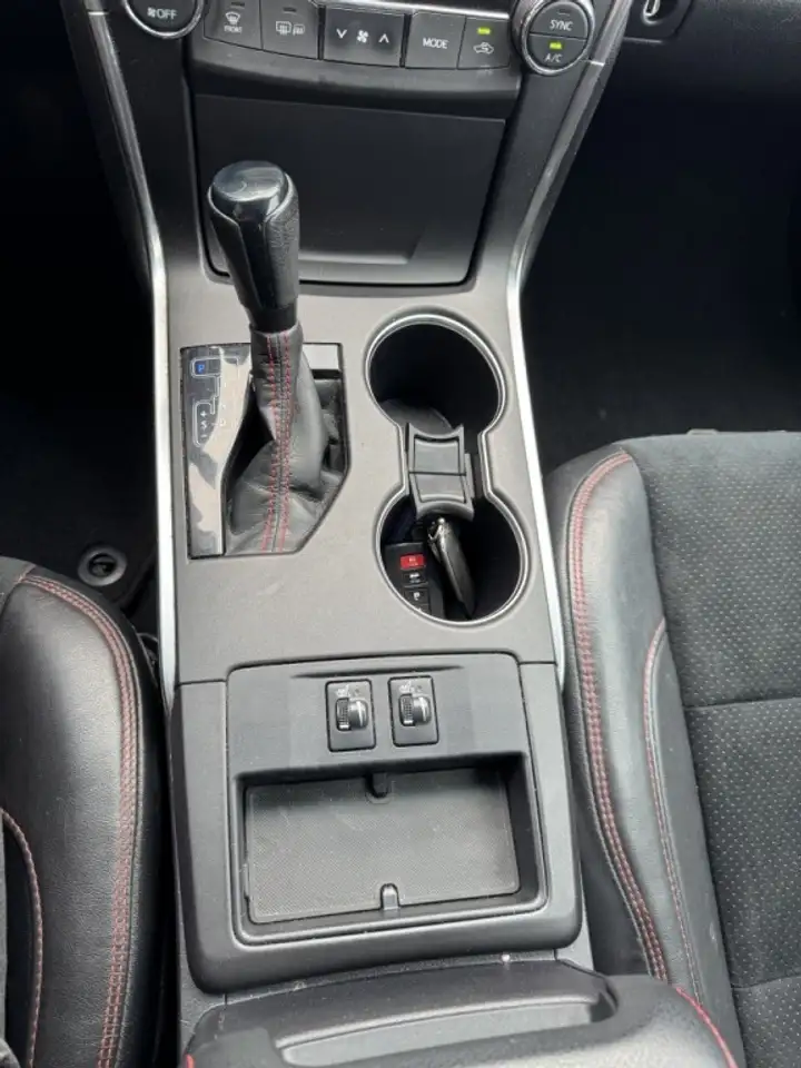 Toyota Camry снимка Toyota Camry