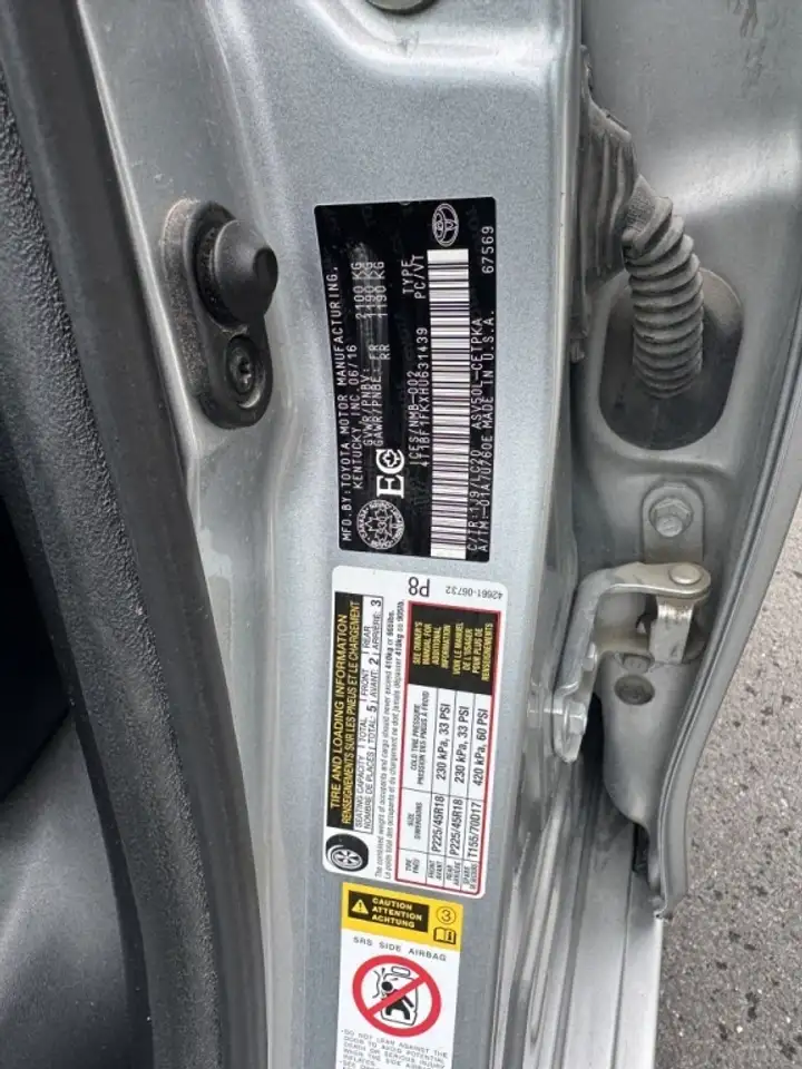 Toyota Camry снимка Toyota Camry