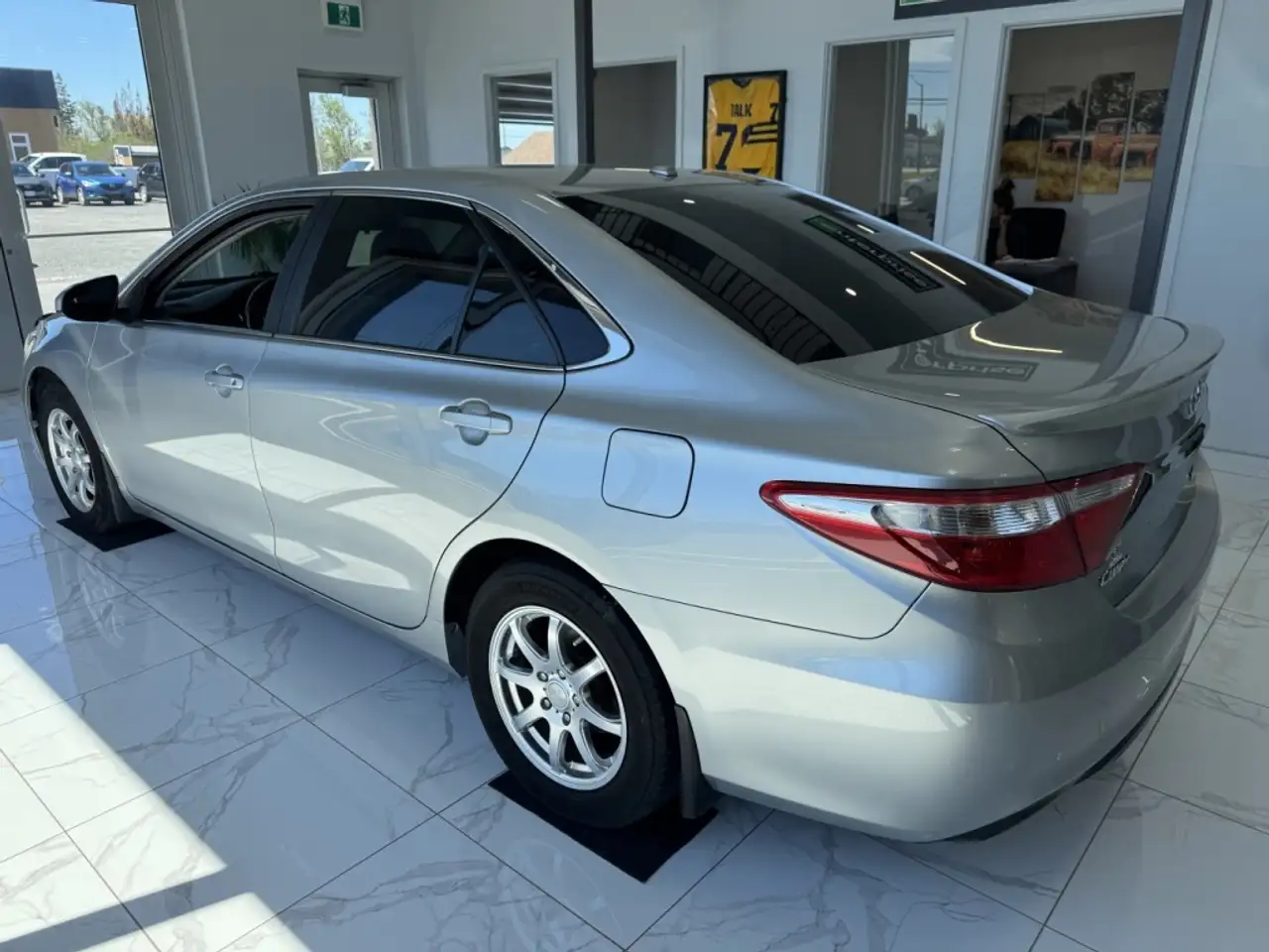 Toyota Camry снимка Toyota Camry