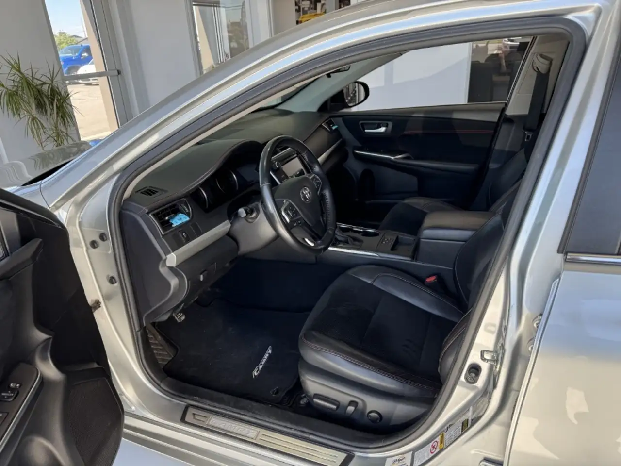 Toyota Camry снимка Toyota Camry