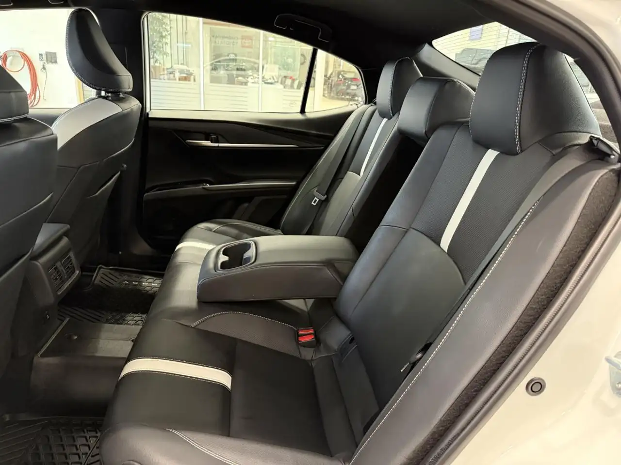 Toyota Camry снимка Toyota Camry