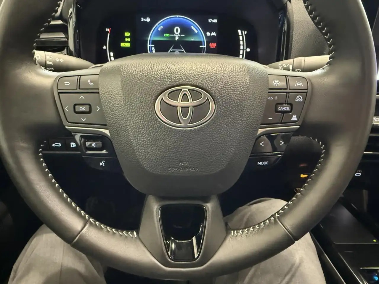 Toyota Camry снимка Toyota Camry